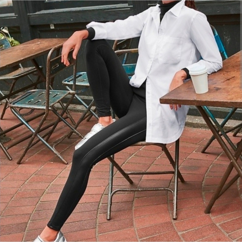 Athleta Black High Rise Leggings Faux Leather Side Stripe Tux Back Pockets S